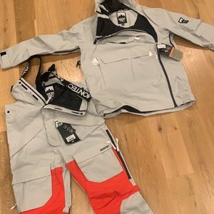 Montec Doom Snow Jacket, light grey, mens xxl & Montec Fawk Snow Pants, mens xl